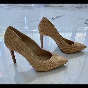 Jessica Simpson Pointed Toe Pumps textile Upper size 10 Tan/beige